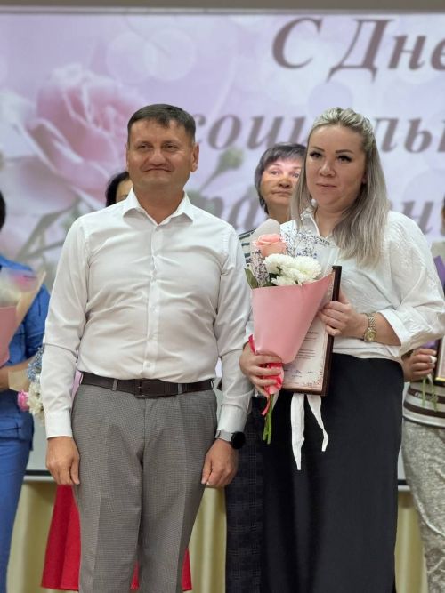 Фоторепортаж с концерта ко Дню социального работника