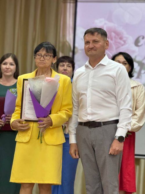 Фоторепортаж с концерта ко Дню социального работника