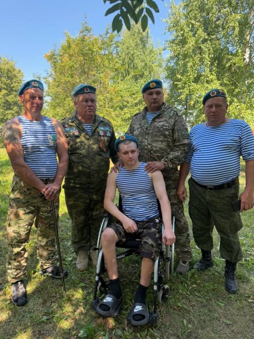 День Воздушно-десантных войск и 95-я годовщина образования ВДВ