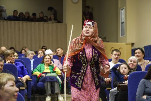 Мамадышский народный театр представил премьеру - спектакль «Акланмаган өметлэр»