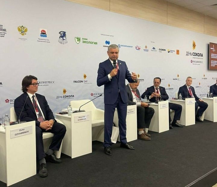 Татарстан представил проект по реинтродукции сокола-балобана на Международном форуме