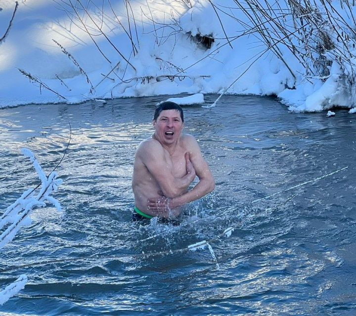 Житель села Шемяково искупался в речке в 20-градусный мороз