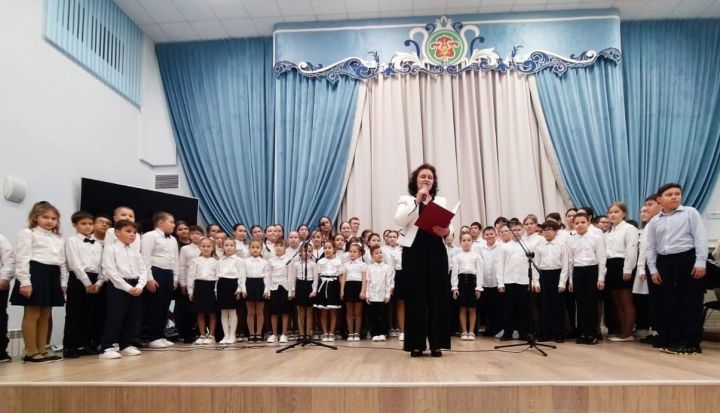 В Мамадышской ДШИ прошло мероприятие «Новогодний калейдоскоп»