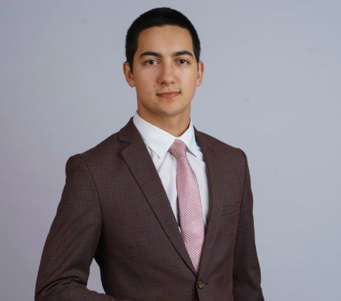 Призвание по наследству: как врач из Мамадыша нашел свой путь в медицине