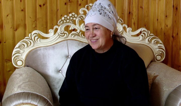 Не музей, а сундук с сокровищами: история мамадышской рукодельницы