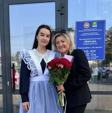 Учитель химии Лилия Гилаева рассказала, как книги привели ее в профессию