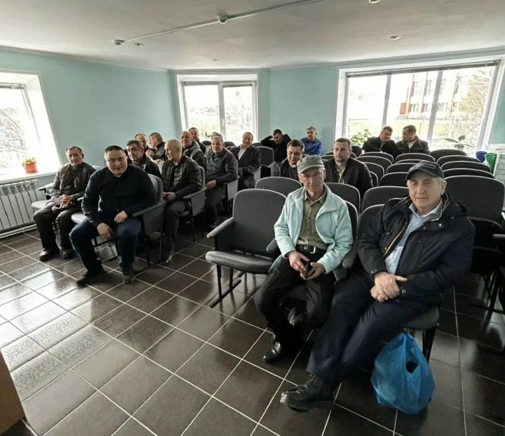 В Мамадышском районе встали на защиту местных пчёл