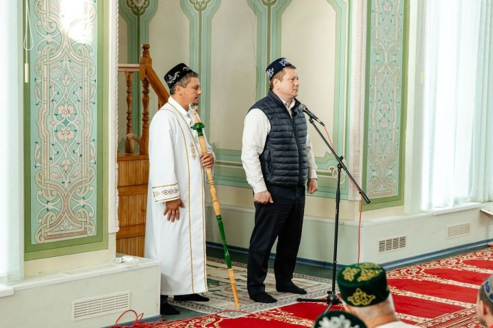 Поздравление главы Мамадышского района с праздником Ураза-байрам