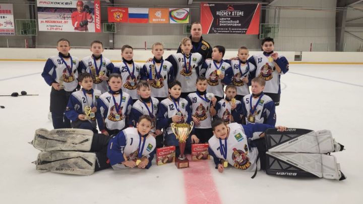 Мамадышские хоккеисты заняли 1 место на соревнованиях в Екатеринбурге