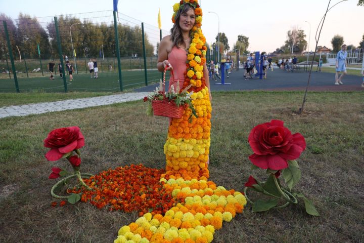 В Мамадыше выбрали королеву цветов