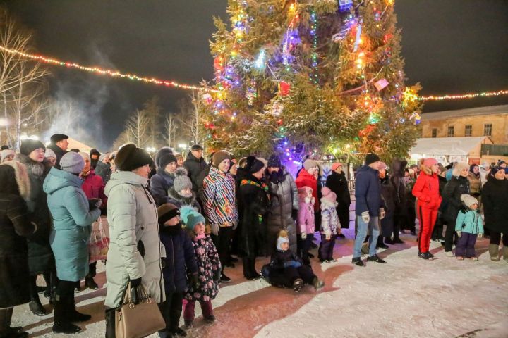 В Старый Новый год мамадышцев будут развлекать столичные артисты