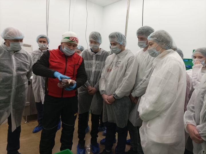 Минсельхоз выплатит по 300 тысяч рублей некоторым выпускникам аграрных вузов