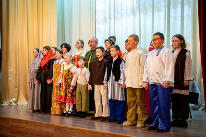 Артисты детского православного театра «Ковчег» из Мамадыша выступили на рождественском концерте в Казани