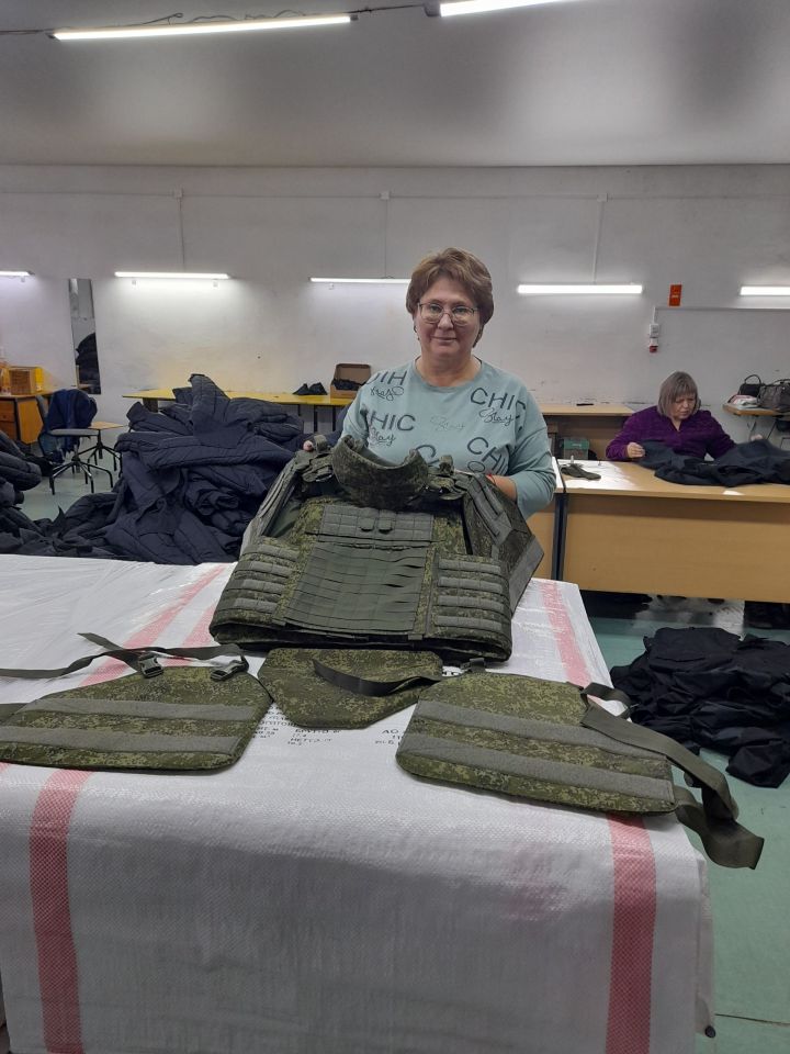 Мамадышский промкомбинат подписал госконтракт на пошив бронежилетов