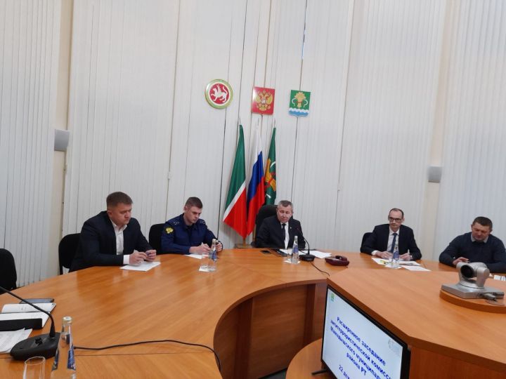 В здании муниципалитета состоялось седьмое расширенное заседание антитеррористической комиссии Мамадышского района