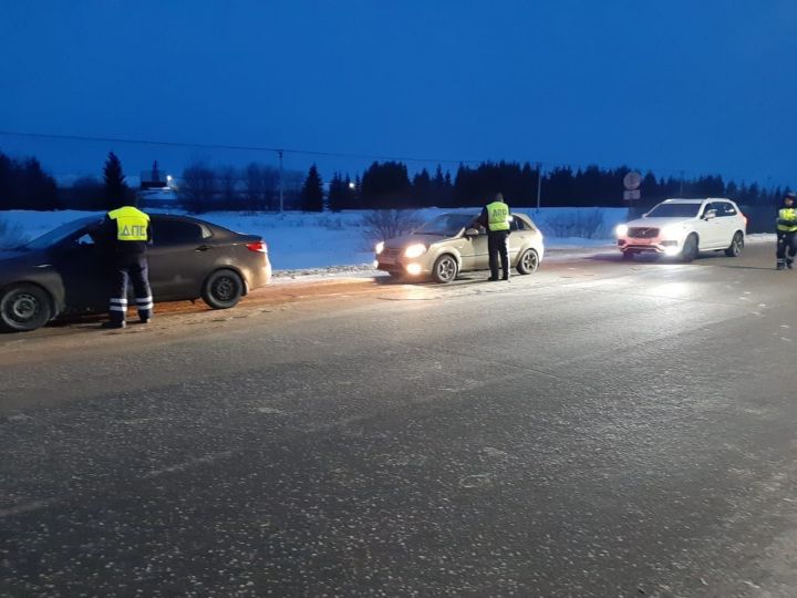 4 нарушения выявили стражи дорожного порядка в Мамадыше в ходе операции «Тоннель»