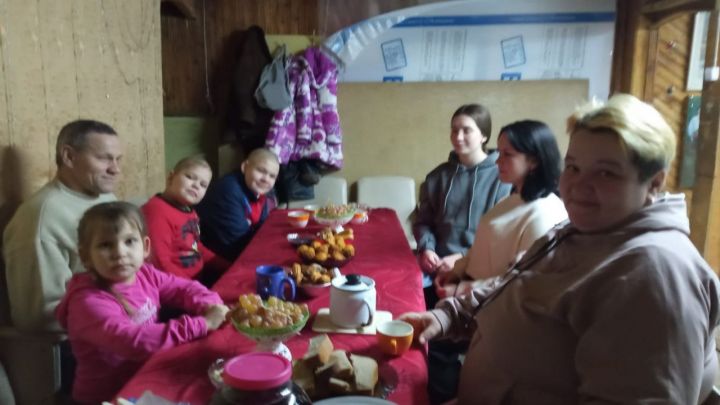 Теплые встречи и разговоры о важном