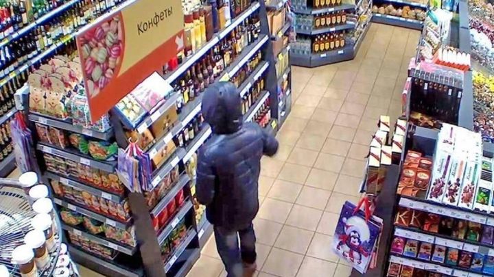 Житель Мамадыша осужден за то, что нашел на улице банковскую карту и потратил деньги на продукты