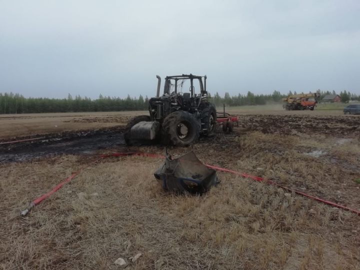 Загорелся трактор