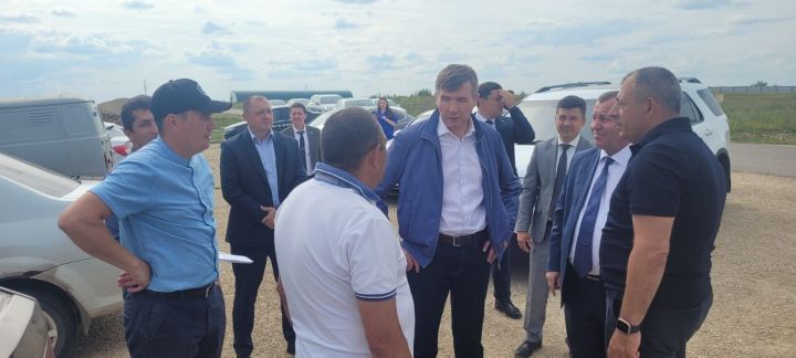Сегодня в Мамадыше с рабочим визитом находится Премьер-министр Республики Татарстан - министр экономики Республики Татарстан Мидхат Шагиахметов