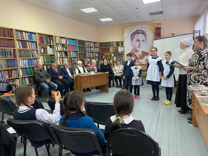 15 января в Мамадышской центральной библиотеке прошла встреча в честь 119-летия со дня рождения поэта Шайхи Маннура