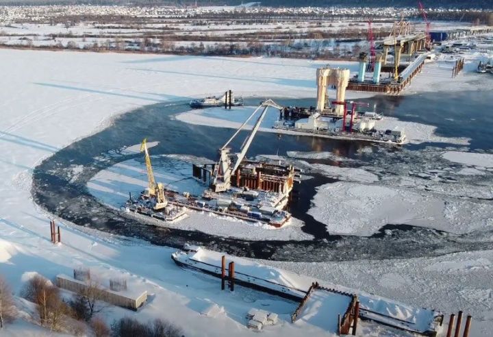 На мосту через Каму готовятся к третьему этапу надвижки пролётного строения