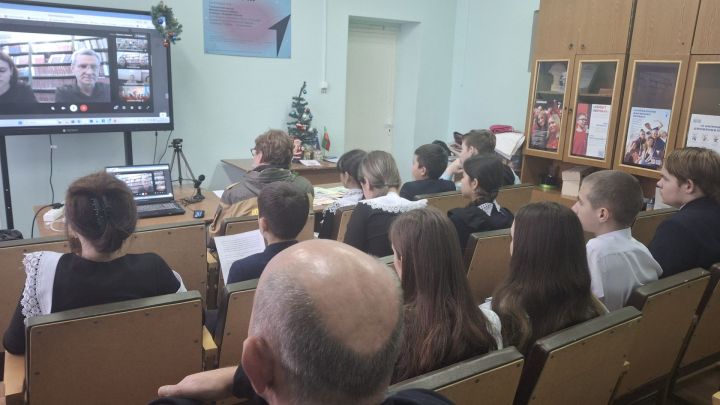 Активисты Таканышской школы стали участниками Международного телемоста «Герои рядом»