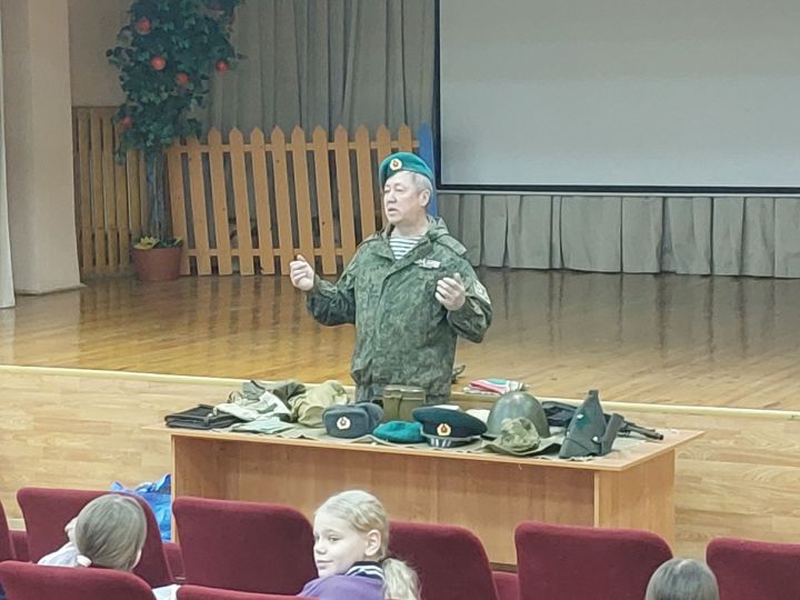 Для учащихся городской школы №3 провели урок мужества