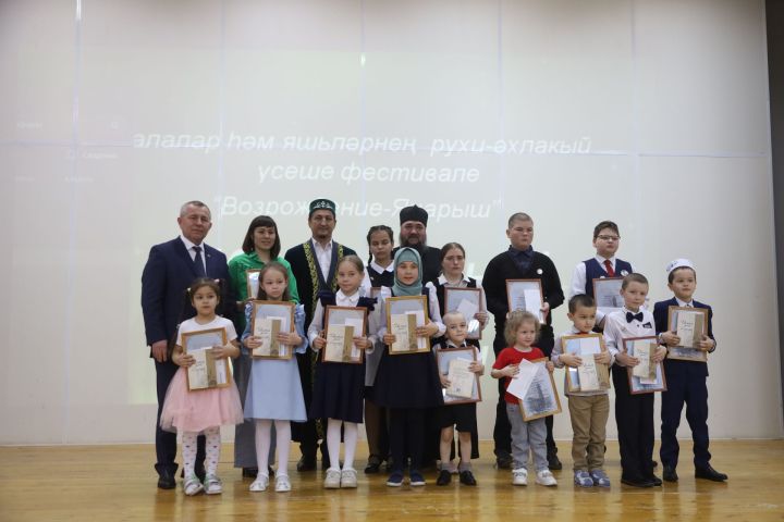 Их работы украсят кабинеты руководителей