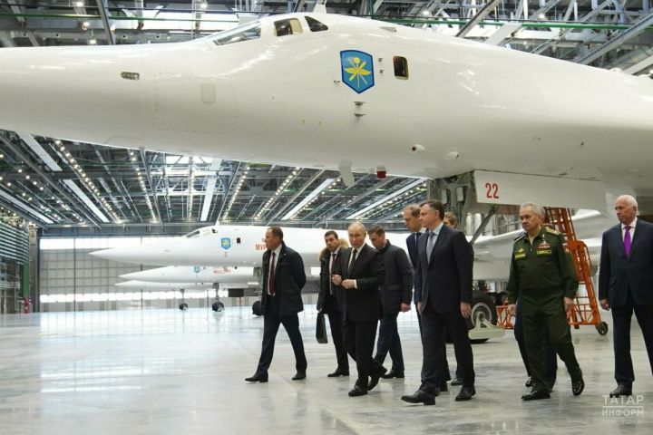 Путин предложил назвать в честь Минтимера Шаймиева один из ракетоносцев Ту-160