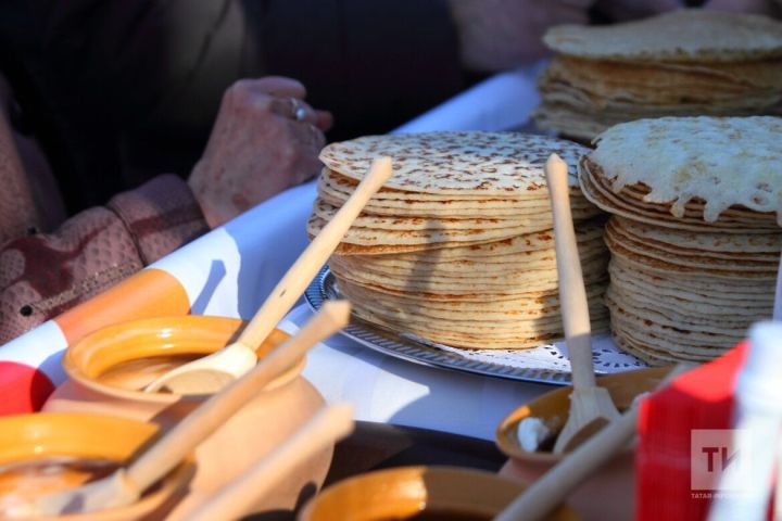 Масленица. Что нужно знать о вреде и пользе блинов