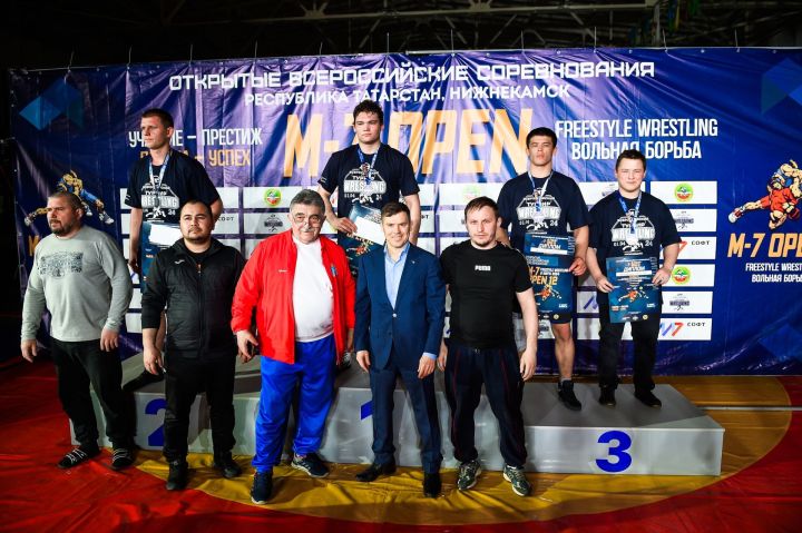 Ильгизар Хамидуллин стал призером всероссийского турнира по вольной борьбе М-7 OPEN