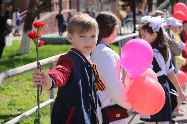 Майские праздники в этом году пройдут без салютов
