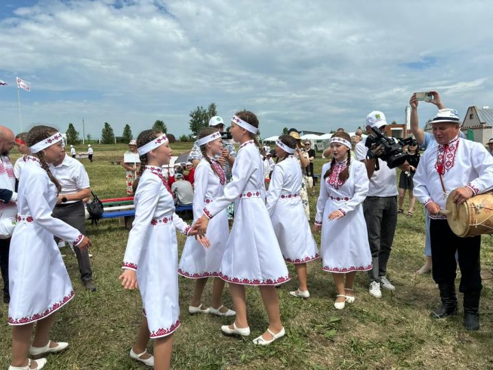 В Мамадышском районе проходит республиканский праздник марийской культуры «Семык»