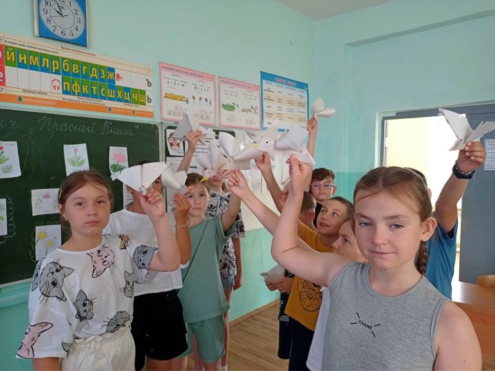 В городской школе №1 состоялось мероприятие, приуроченное ко Дню памяти и скорби