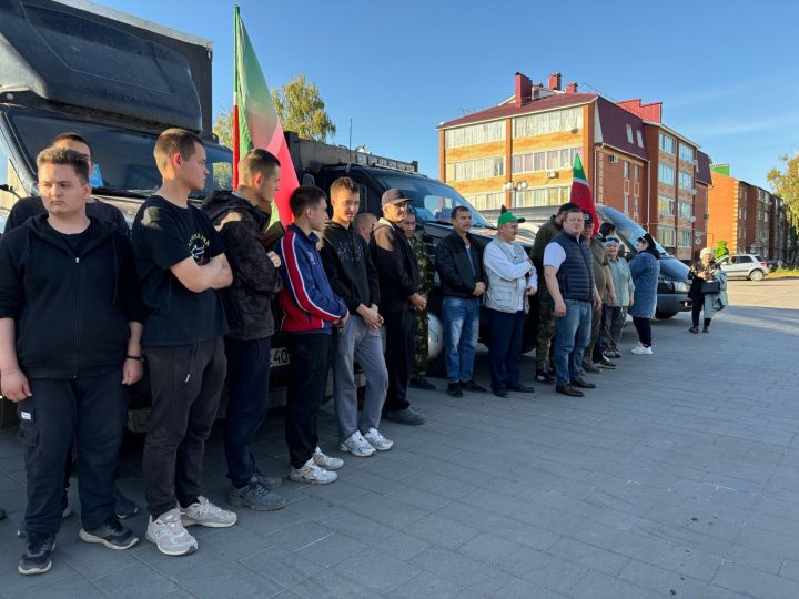 С любовью из дома: новую партию посылок для бойцов СВО отправили жители Мамадышского района