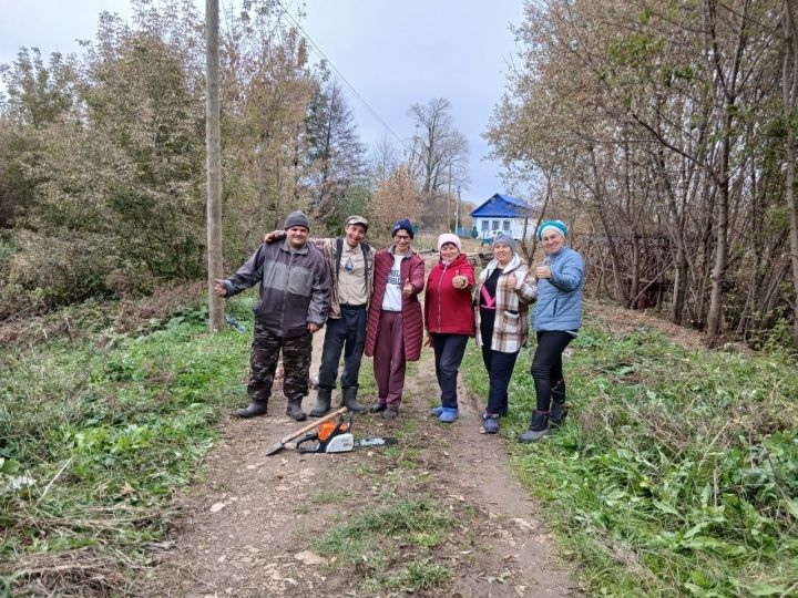 Жители села Куюк-Ерыкса провели экологическую акцию «Чистый берег»