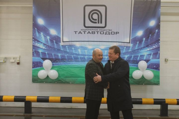 Глава Мамадышского района поздравил дорожников с профессиональным праздником