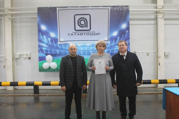 Глава Мамадышского района поздравил дорожников с профессиональным праздником