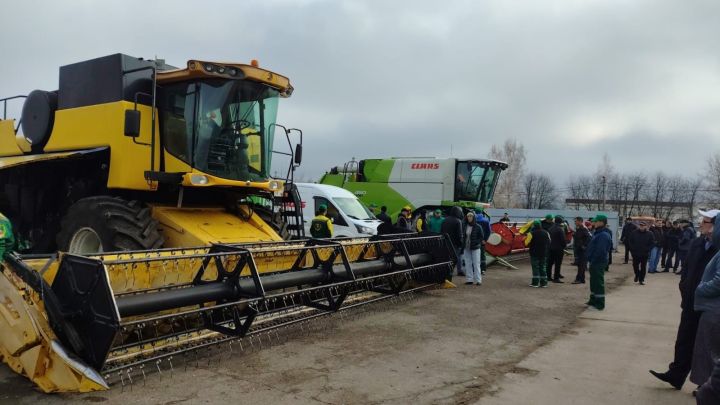 Ильгизар Хуззятуллин вошел в число лучших комбайнеров Татарстана