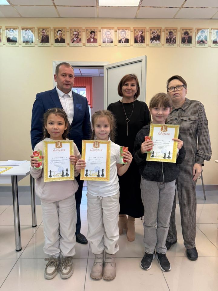 Юные шахматисты Мамадыша завоевали пьедестал межрайонного турнира