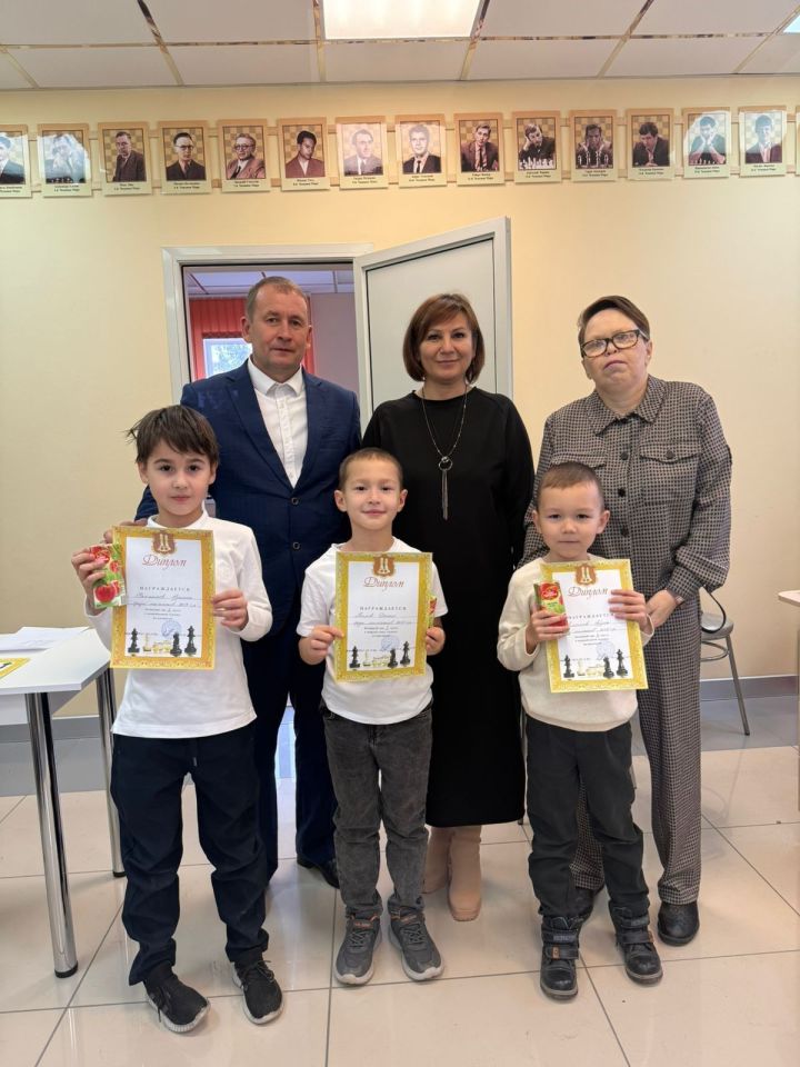 Юные шахматисты Мамадыша завоевали пьедестал межрайонного турнира