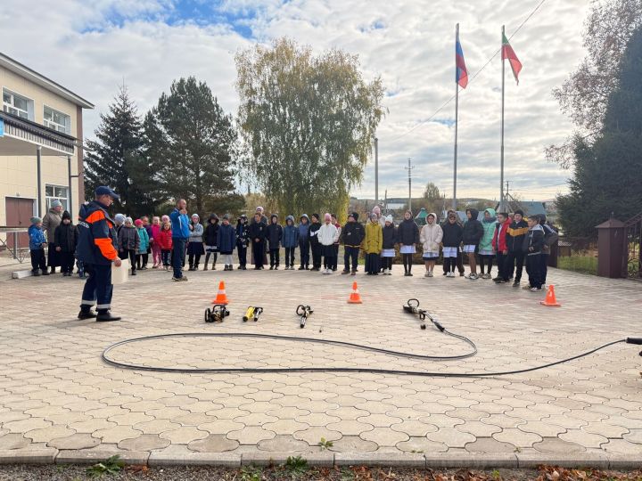 В Мамадышском районе прошел урок безопасности с сотрудниками МЧС