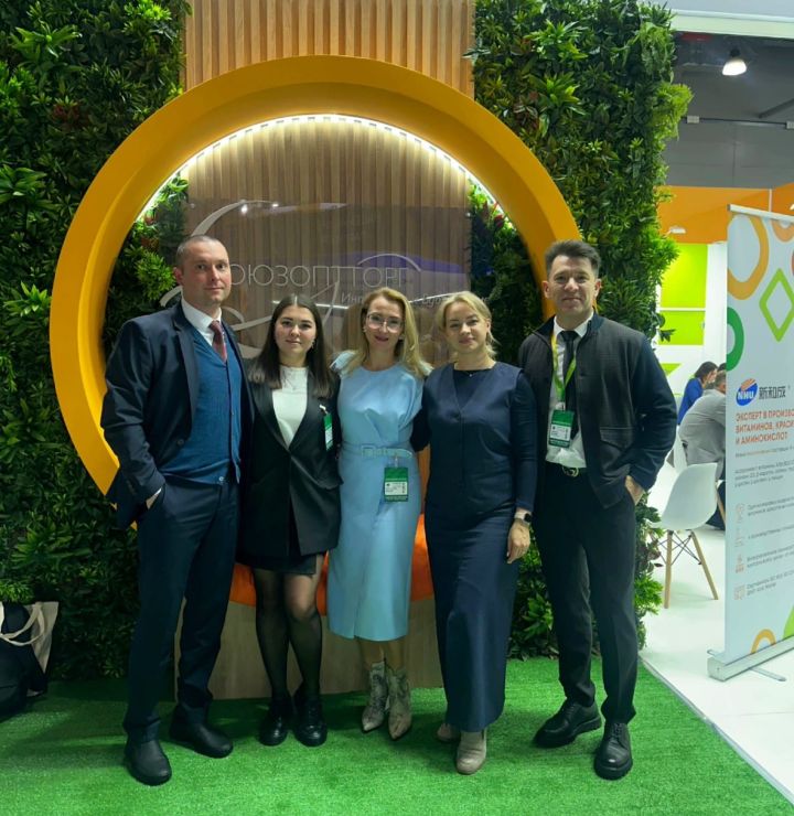 Сотрудники ГК «Родные Места» изучили тренды на форуме «Агропродмаш-2025»