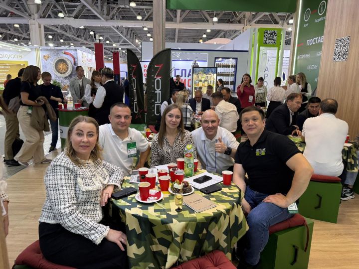 Сотрудники ГК «Родные Места» изучили тренды на форуме «Агропродмаш-2025»