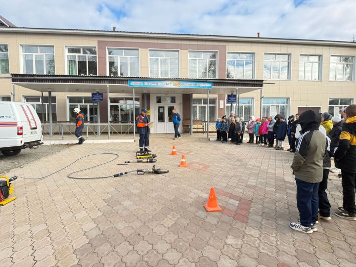 В Мамадышском районе прошел урок безопасности с сотрудниками МЧС