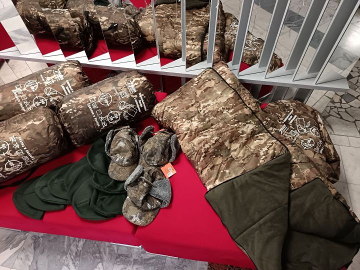 Вклад в общее дело: педагоги ДШИ поддержали участников СВО