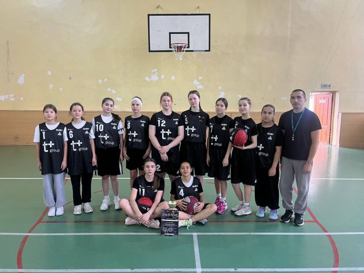 В Мамадыше определили сильнейших школьных баскетболистов