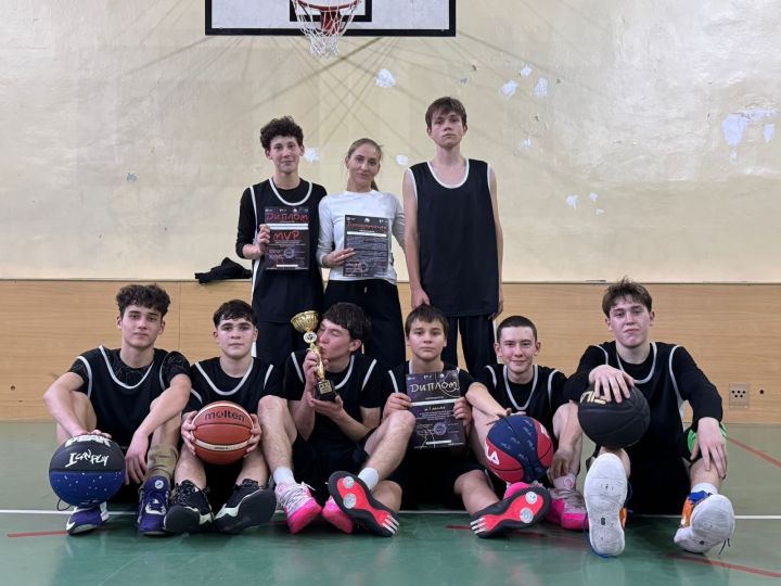 В Мамадыше определили сильнейших школьных баскетболистов