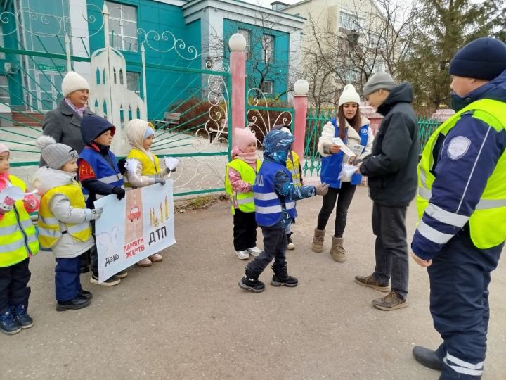 В Мамадыше почтили память жертв дорожно-транспортных происшествий